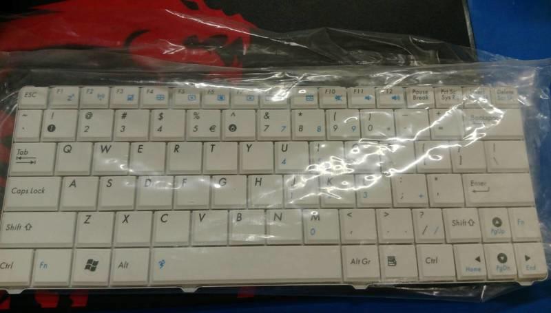 全新原装華硕 ASUS EPC 1101HA白色英文鍵盤