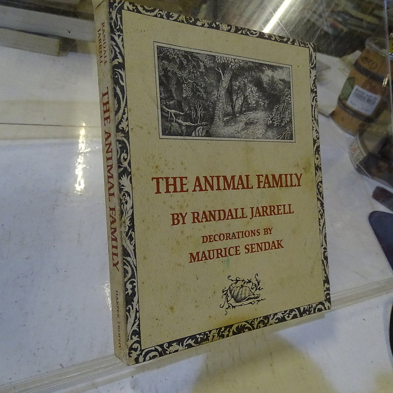 [花椰菜書房] THE ANIMAL FAMILY / MAURICE SENDAK / HARPER TROPHY 0062059041 封面泛黃內頁良好 