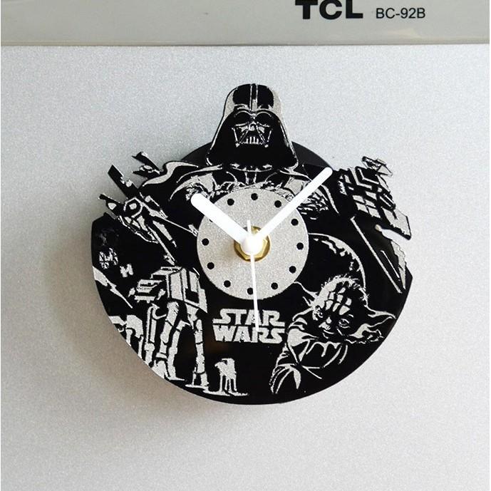 [現貨]星際大戰 Star Wars 黑武士 造型掛鐘 3D立體 冰箱鐘 冰箱貼 磁性留言貼 冰箱掛鐘錶時尚掛鐘