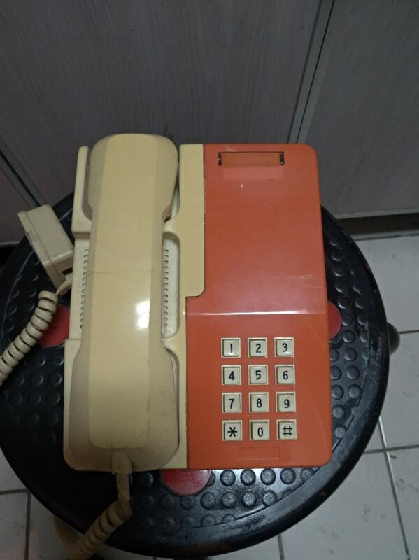 中華電信 古董話機 泰山機 電話機