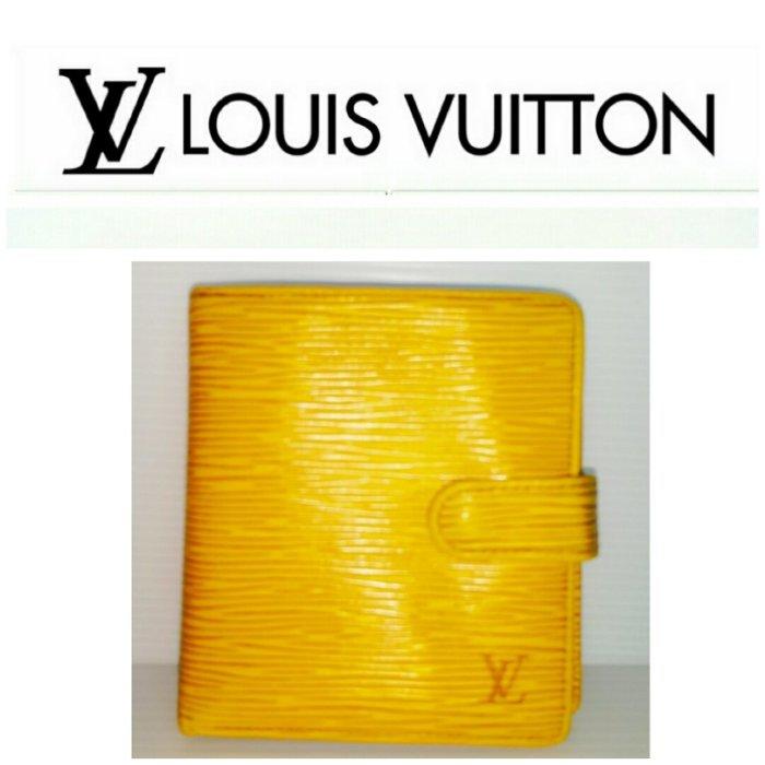 Louise Vuitton 水波紋 LV 中夾 EPI 短夾㊣新名牌精品包 二手真品 賣場有BV Chanel