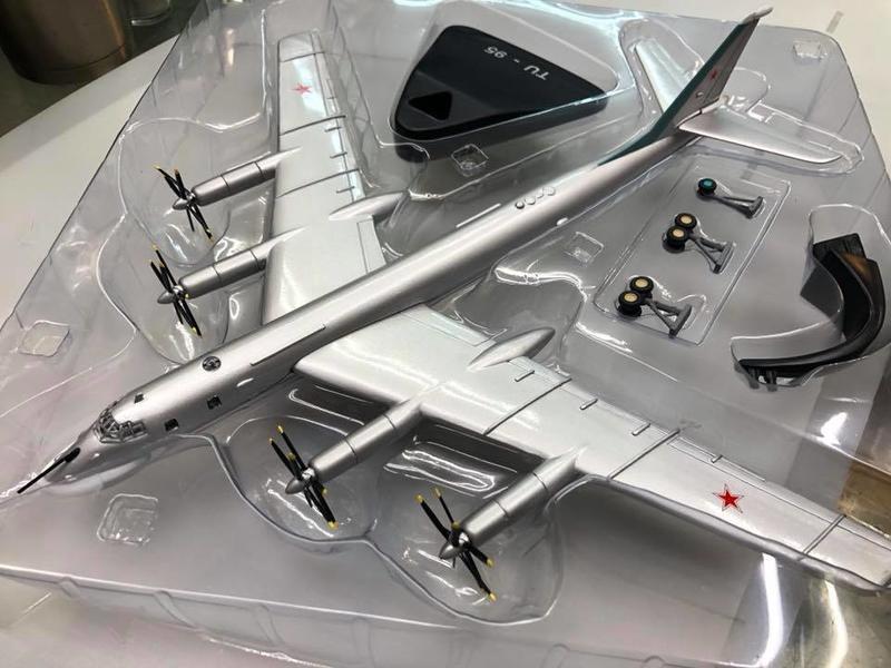 【AY MODEL】 Tu-95 Tu95 蘇聯 熊式轟炸機 比例 1/144 合金完成品