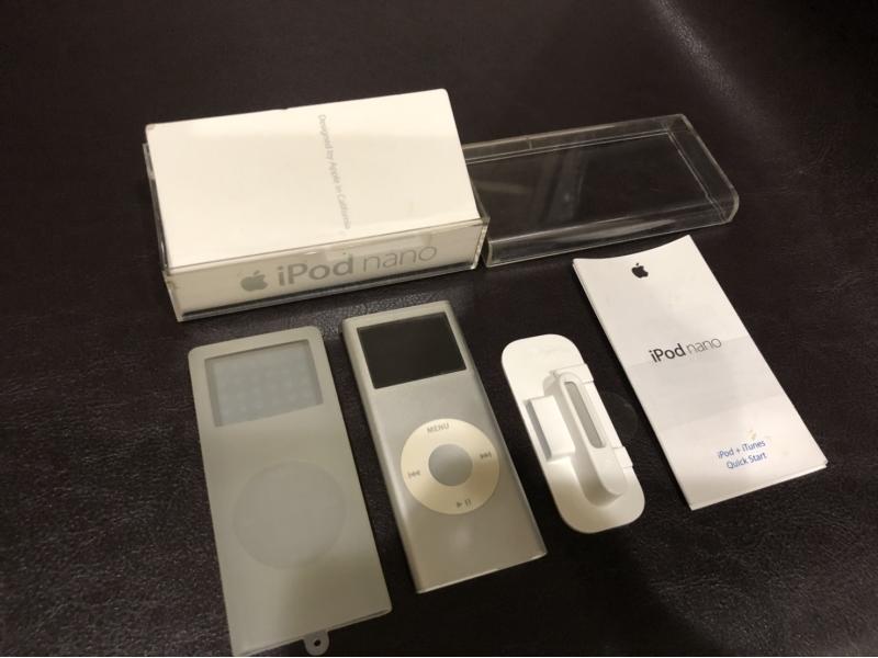 Apple iPod Nano 二代 4GB 銀色 (非1元)