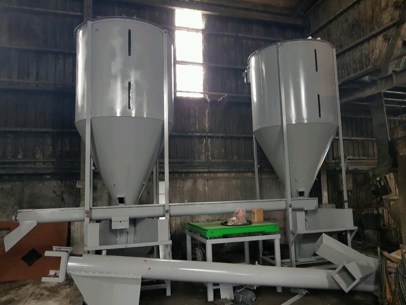 全新  立式混合機  立式攪拌桶  養豬廠  飼料廠  飼料攪拌桶  飼料混合機