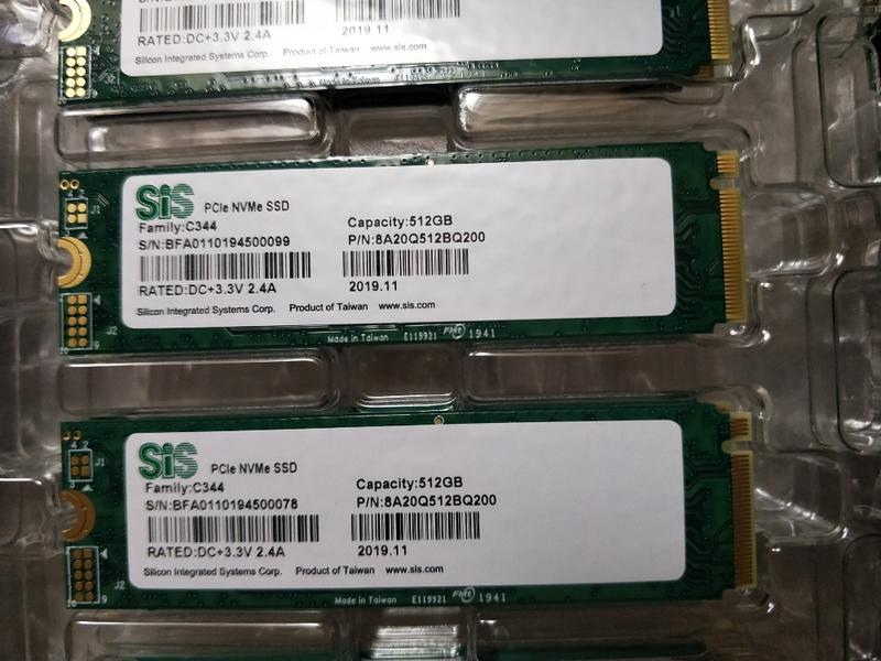 全新SIS C344 

M.2 NVME 512G SSD 讀2000mb寫1700mb
