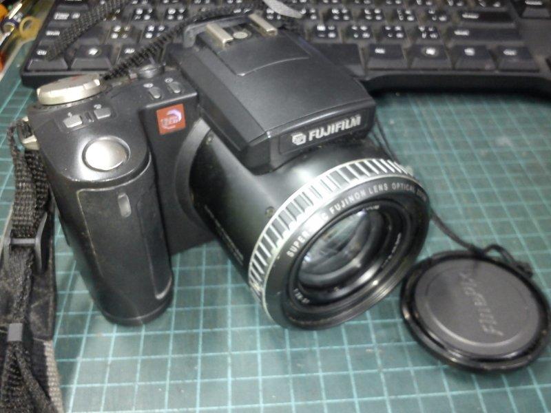 二手 Fujifilm 6900Z 數位單眼相機2台