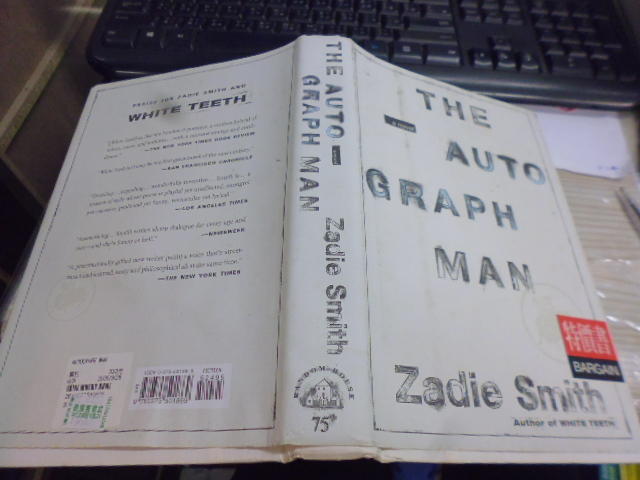 《The Autograph Man: A Novel》ISBN:037550186X│Smith, Zadie│七成新