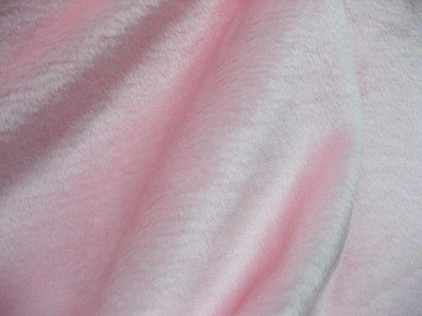 七三式精品公社之1.3公分粉紅色長毛絨布人造皮草(床包.地毯.抱枕訂做中)
