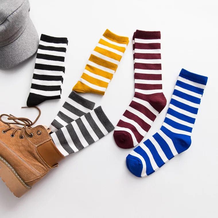 （全館買六送一）現貨出清-冬季新款熱銷 素色條紋針織 長襪 小腿襪 中筒襪  。（A036)