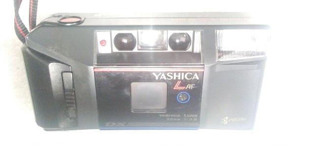 復古Yashica的傻瓜相機L AF DATE(無電池無法測試,當收藏/裝飾品