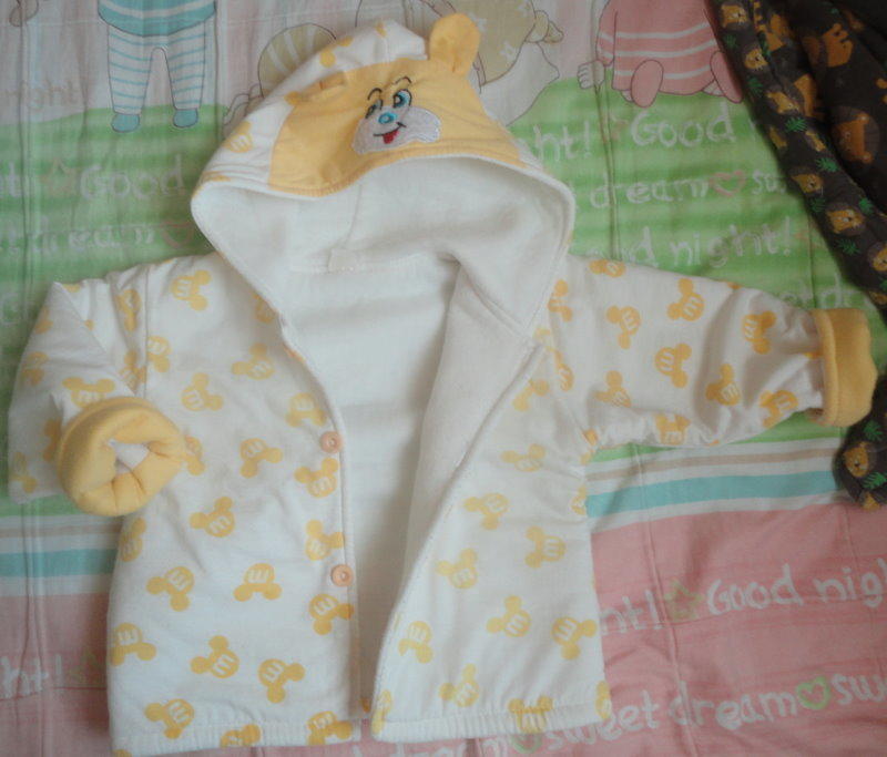 ~~。~~秋冬 嬰兒 BABY 米奇圖樣 鋪棉 連帽 外套 (6個月)