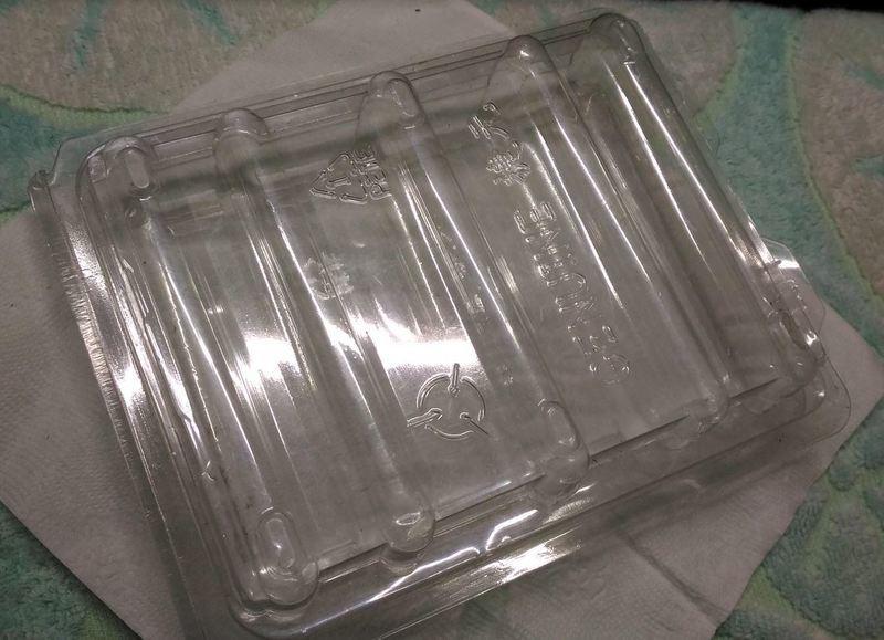 【歡迎 賣場多項合併寄件】【2手】3.5吋 簡易收納硬碟盒 防塵、防震、防靜電 硬碟收納盒 保護盒