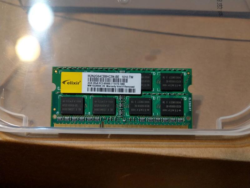 《M-SHOP》中古 南亞 Elixir DDR3 1066 2GB 雙面 筆記型記憶體