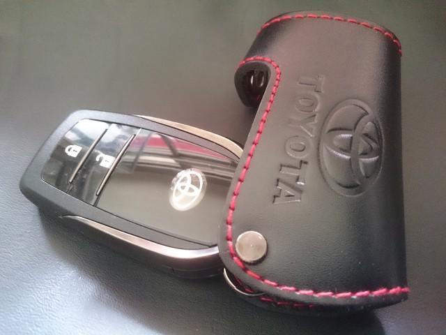 豐田鑰匙包 2015 TOYOTA CAMRY HYBRID 豐田汽車晶片感應鑰匙 CAMRY保護套CAMRY 鑰匙包