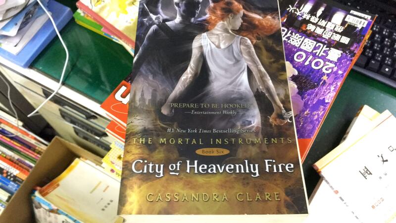 The Mortal Instruments City of Heavenly Fire 6 Cassandra G38