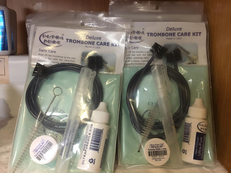 美國進口 Deluxe Trombone care kit 長號 清潔組 ㄧ套 有管刷 清潔液 擦拭布 按鍵油