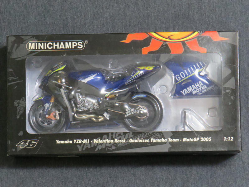［現貨]Minichamps 1/12 Gauloises Yamaha YZR-M1 Rossi MotoGP2005