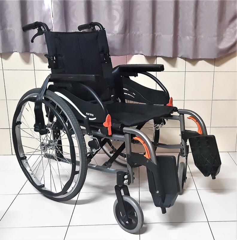 康揚手動輪椅 flexx 變形金剛 標準款 KM-8522 S 可配合不同體型調整，高度個人化的輪椅【歡迎自取】
