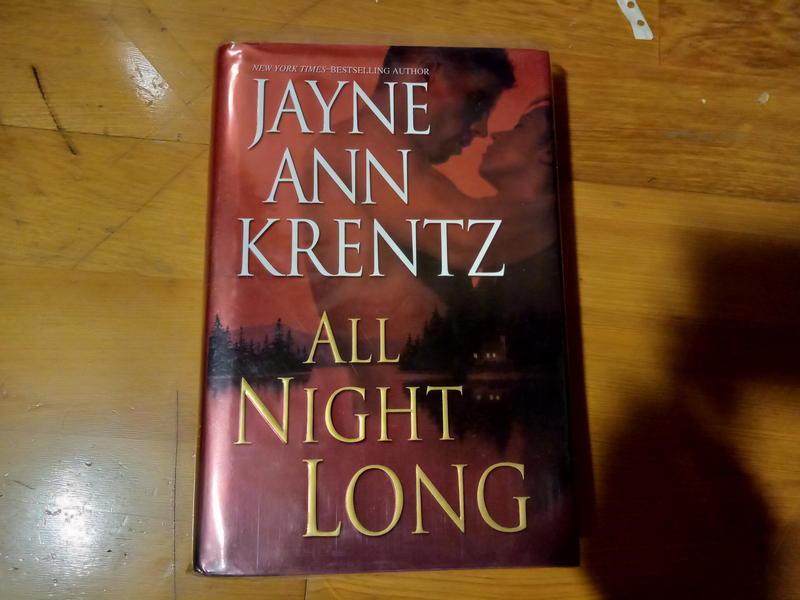精裝版~原文書【All Night Long漫漫長夜】Jayne Ann Krentz 珍·安·克蘭茲