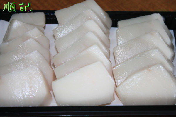 東港順記 超鮮 油魚生魚片 1盒300g $300 肉質鮮嫩 (現撈) (生食 級 商品)