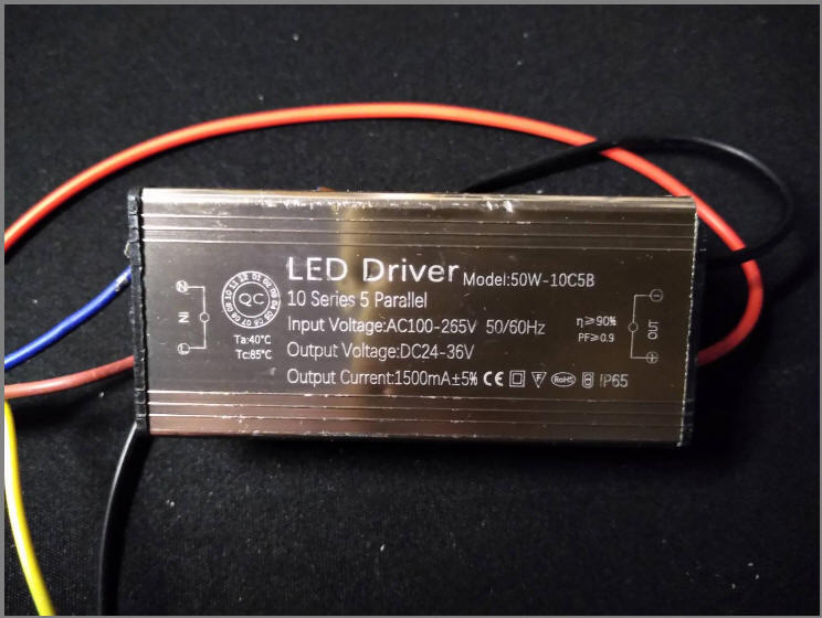 【384】AC防水 LED 10串 24~36V定電流驅動器 恆流1500ma 50W100W 投射燈電源 LED電源