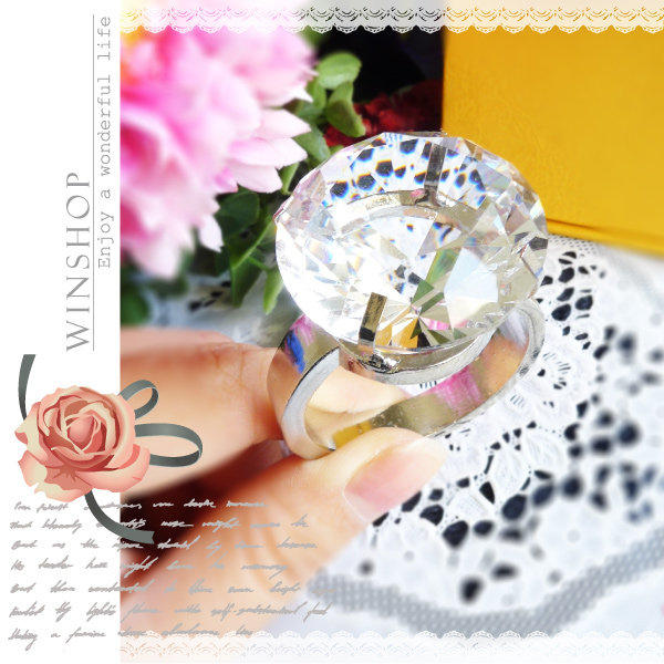 【winshop】A1809 150克拉水晶大鑽戒-直徑3cm/可刻字/超大鑽戒/求婚告白/情人節/婚禮/婚紗攝影