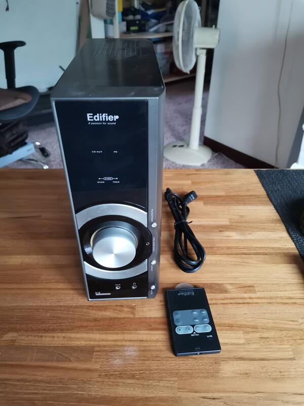 Eidifer漫步者 c3 電腦喇叭 單放音控制主機 +遙控器  售  300元