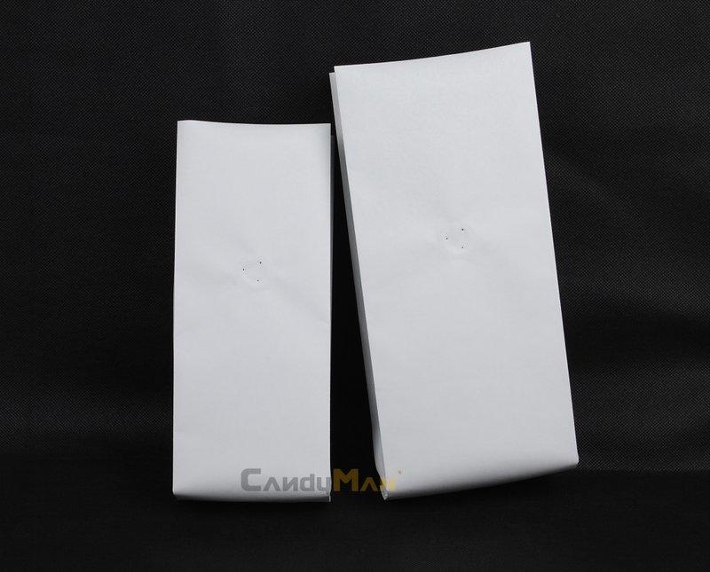 HB102 – 白牛皮紙 純白 1/2磅 合掌夾邊包裝袋  100入