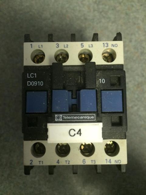 電磁接觸器-施耐德Telemecanique系列LC1 D09 (AC220V)