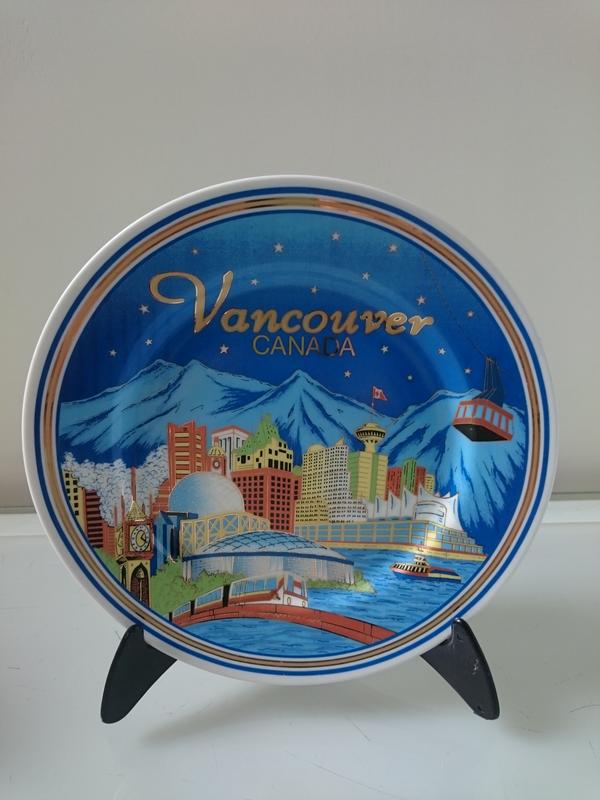 加拿大製 圓磁盤 陶瓷盤 水果盤 裝飾掛盤   有展示架