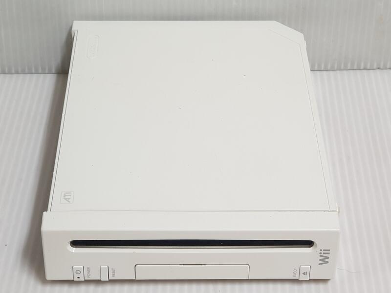 {哈帝電玩}~Wii 遊戲主機 有聲音影像 無法讀取光碟 單機無任何配件 當故障機零件機賣 售出不退！