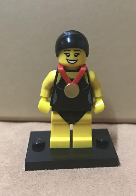 全新 LEGO樂高 8831 Minifigures人偶包  第七代 Swimming Champion 游泳冠軍