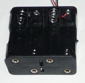 3號8顆串聯的電池盒,輸出1.5V*8=12V 1.2V*8=9.6V 14500 3.7V*8=29.6V ,12V