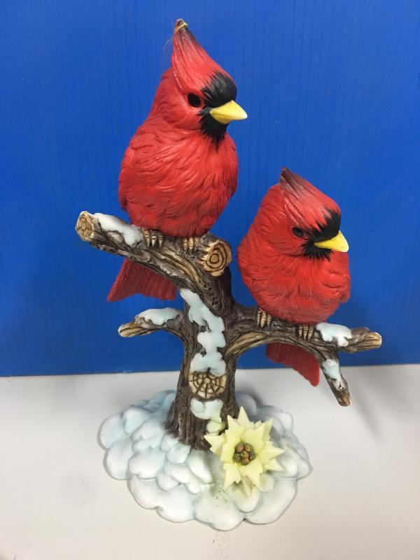 憤怒鳥．北美紅雀．紅衣鳳頭鳥 瓷 高約16公分 A款：雪景樹幹 Angry Birds
