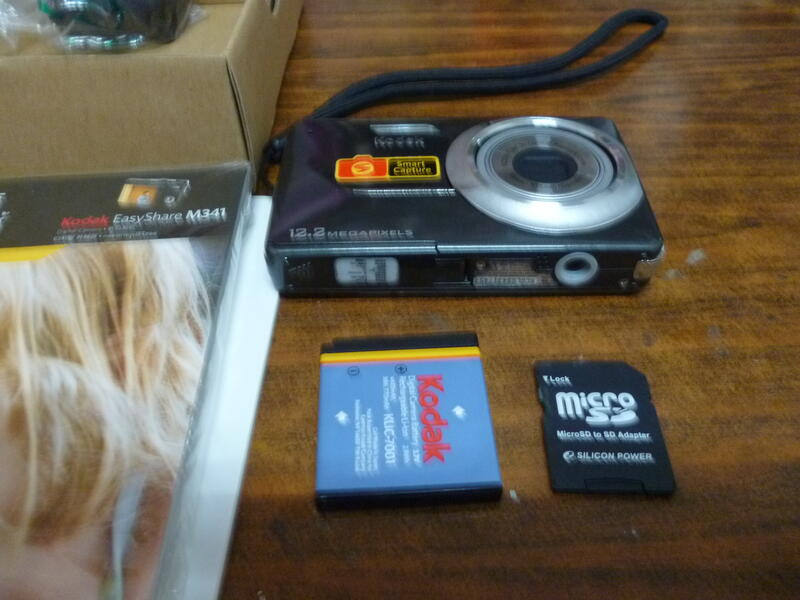 無充電器當零件機便宜賣~盒裝說明書Kodak EasyShare M341數位相機 外觀漂亮/之前功能正常
