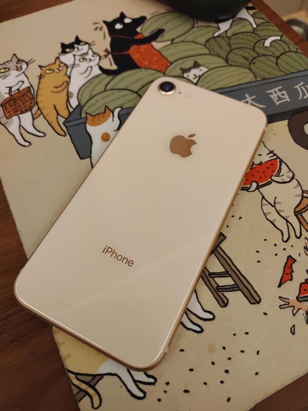 美品iPhone 8 64G 金，用於配對Apple Watch | 露天市集| 全台最大的網