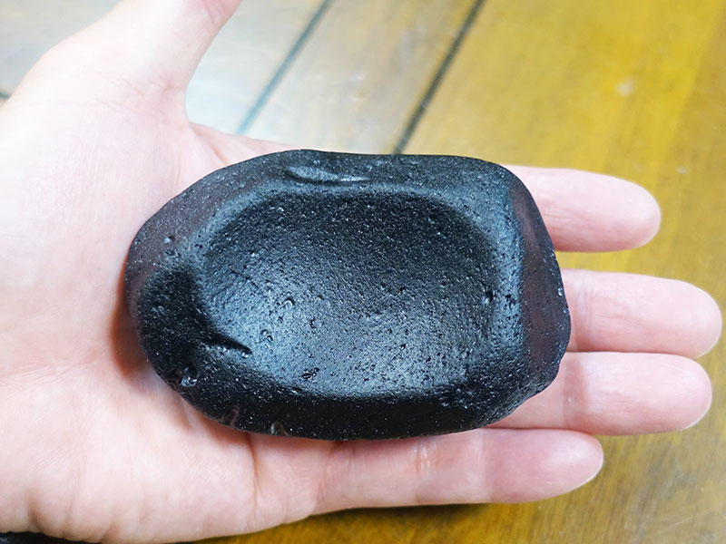 §能量礦石§ 菲律賓隕石RIZALITE Tektite泰國隕石黑隕石淨重298公克
