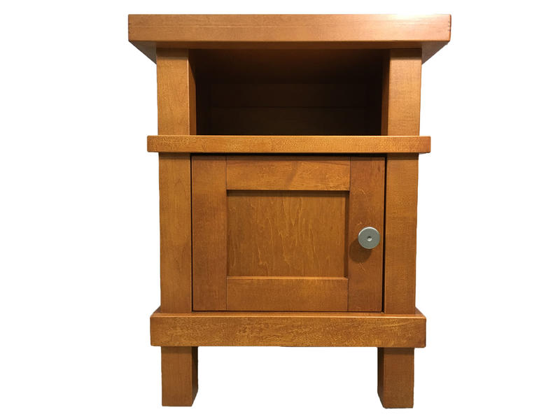 [木製傢俱OUTLET] 厚實楓木床頭櫃 ; 矮櫃