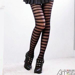 ViVi襪鋪【Z408-54】日本雜誌款♥立體條紋(國際美妝款)