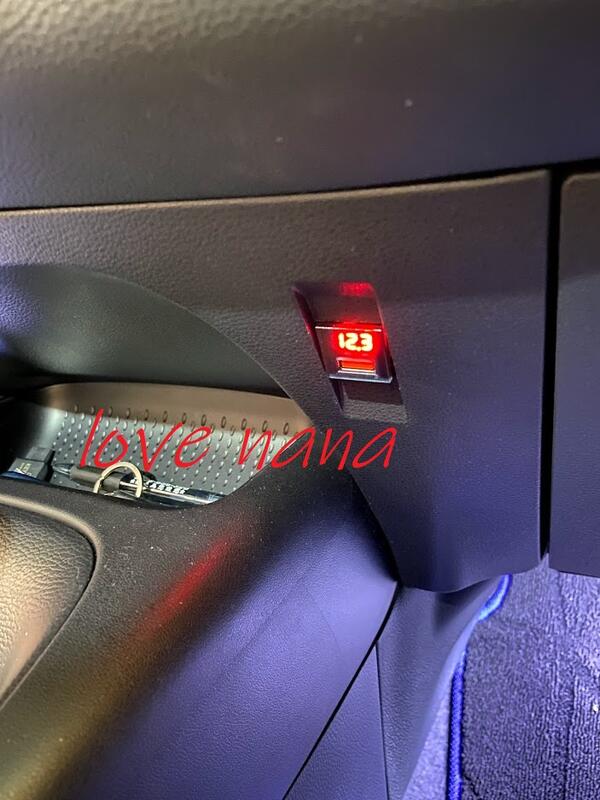 [[娜娜汽車]] 豐田 ALTIS 12代 專用 盲塞充電 USB QC3.0 電壓顯示 快速充電 手機充電 平板充電
