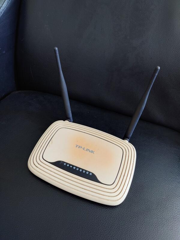 Wifi 分享器 套房 住宿  雙天線 二手 TL-WR841N 無線路由器 300Mbps