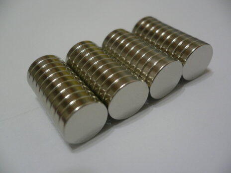 《釹鐵硼磁石工研所》稀土釹鐵硼強力磁鐵 磁石 吸鐵石--直徑15*厚度2mm