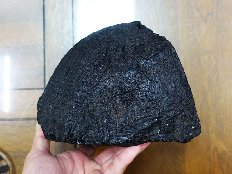 §能量礦石§ 怪物級泰國隕石Tektite黑隕石單體淨重4444公克 孟農型