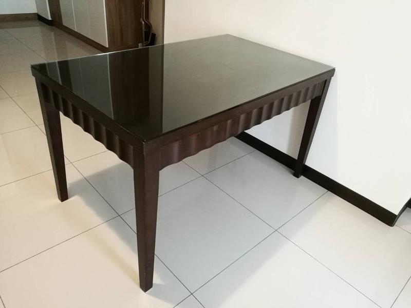家具出租 高級木製餐桌