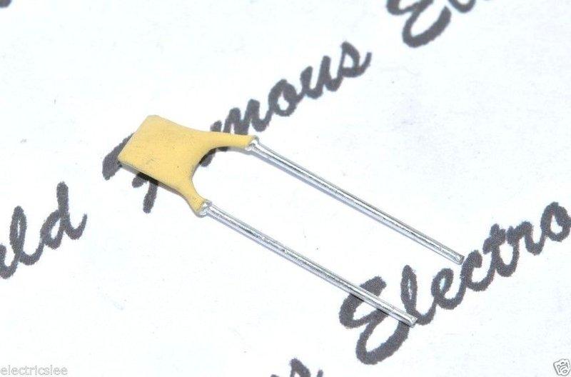 2 Condensateurs Mica Argenté Cornell Dubilier 150pF 500V 2% - Pour électronique Haute Précision