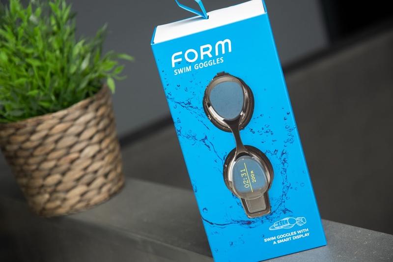 【凱文精品】FORM Smart Swim Goggles全球首款游泳專用AR潛水智能泳鏡 蛙鏡 潛水鏡 時間距離顯示