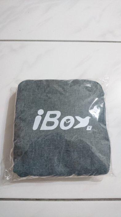 中華郵政 -i-BOX 摺疊旅行收納包 材質很好