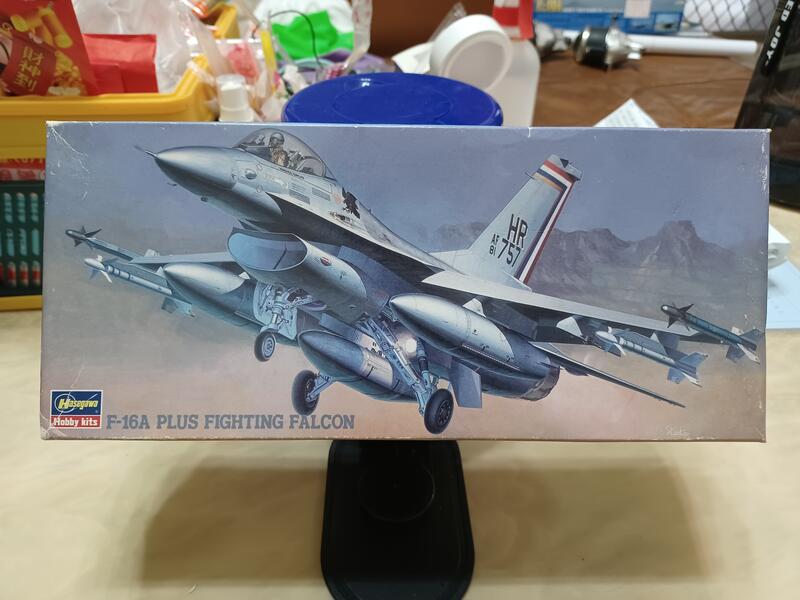 長谷川 1/72 F-16A ( 外盒 普通)
