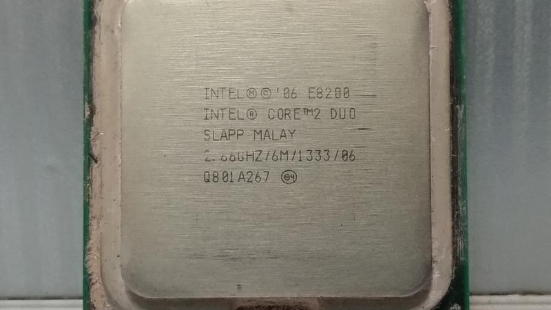 《vivi的跳蚤市場》CPU+風扇散熱組 INTEL CORE-TM2 DEO E8200 2.66GHZ_6M