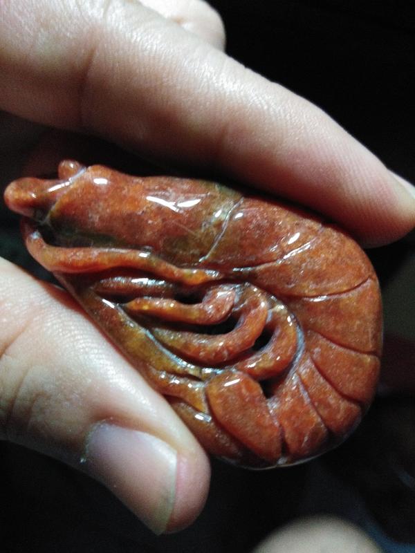 紅翡巧雕蝦